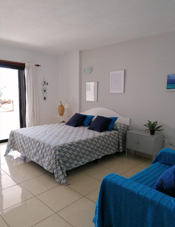 Large Studio Apartment With Lovely Terrace And Wifi Лос Кристианос Экстерьер фото